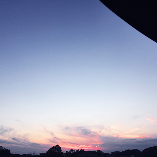 夕焼け空の画像